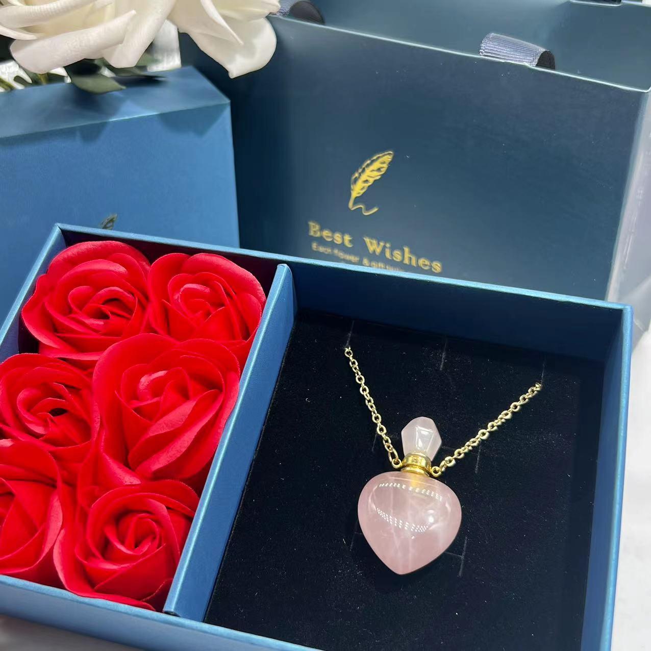 Unique Mother's Day Gifts Crystal Perfume Bottle Necklace&Roses Gift