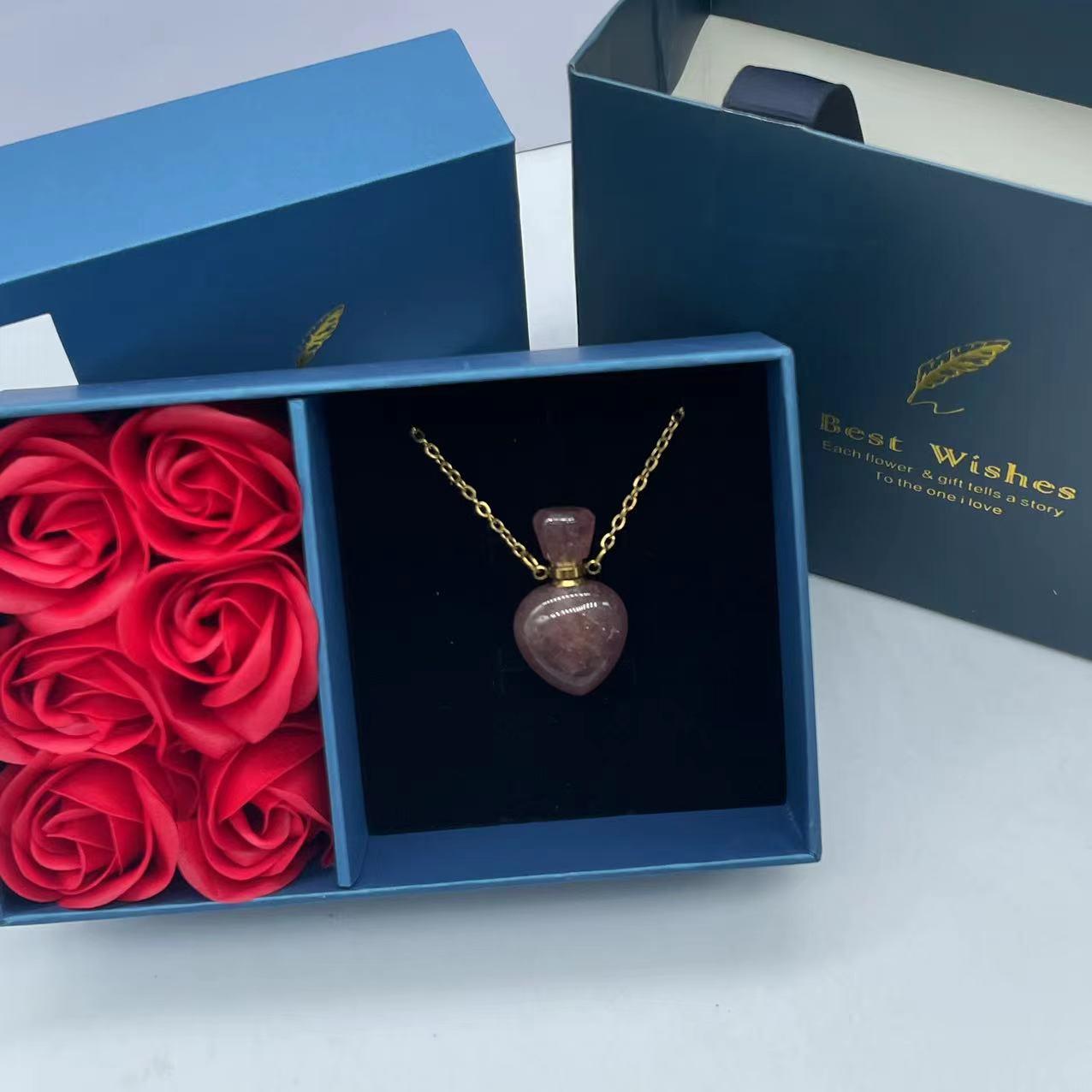 Unique Mother's Day Gifts Crystal Perfume Bottle Necklace&Roses Gift
